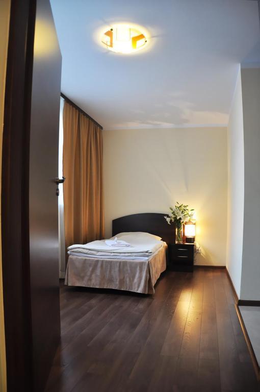 Hotel Pojezierze Szczecinek Room photo