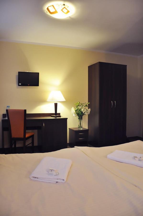 Hotel Pojezierze Szczecinek Room photo