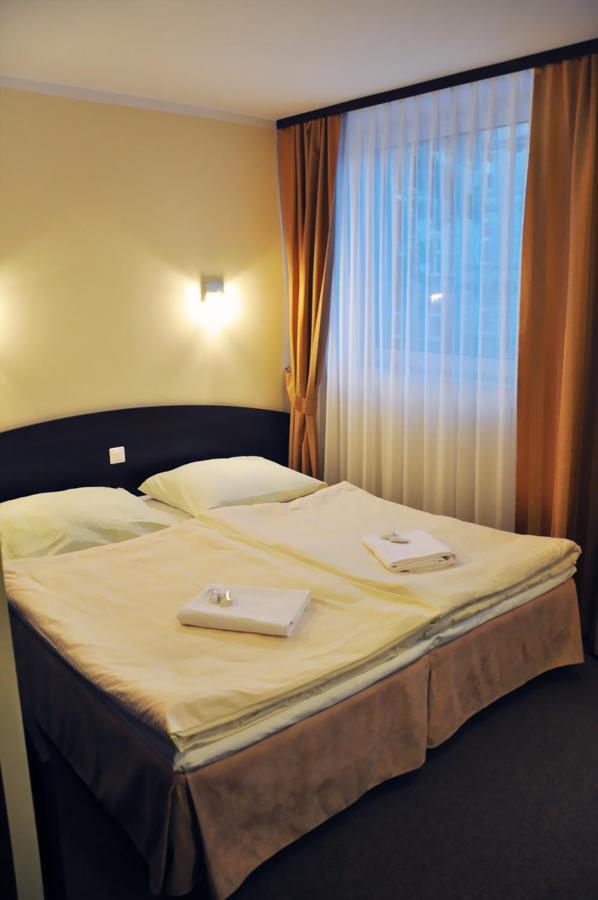 Hotel Pojezierze Szczecinek Room photo